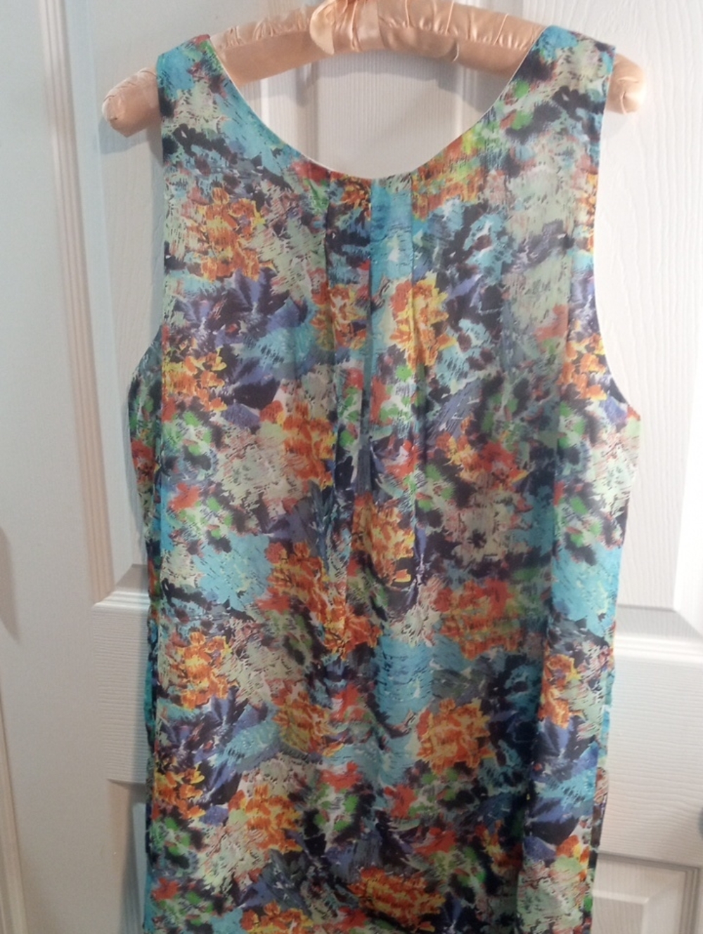 CASUAL FREEDOM DRESSY TANK - Picture 5 of 6